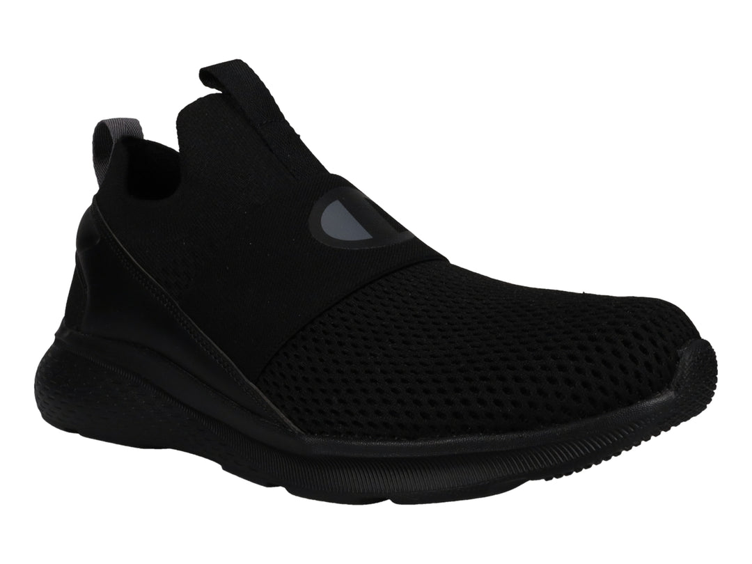 Tenis deportivos Champion color negro, diseño slip-on con malla transpirable y suela gruesa.