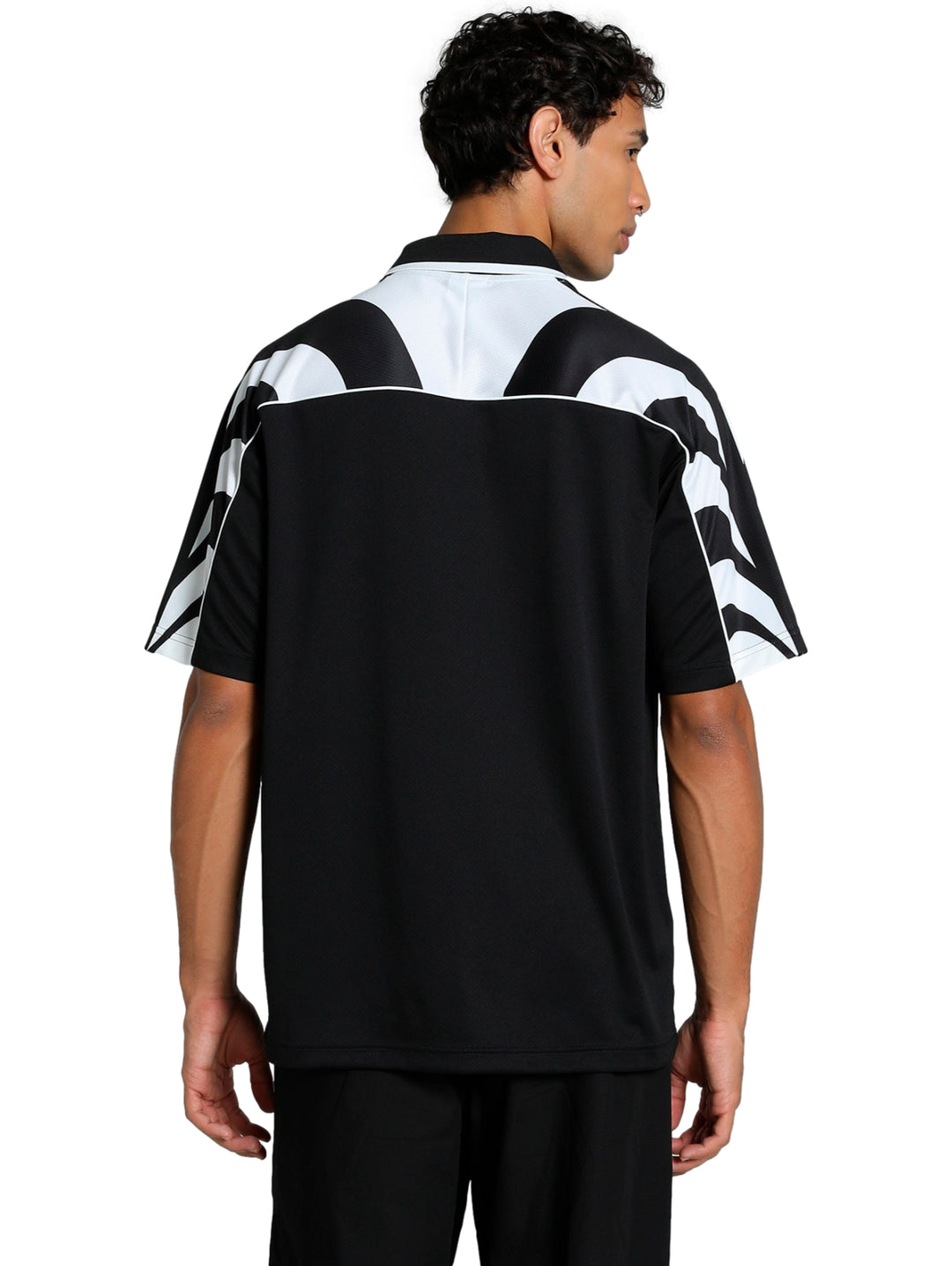 Playera PUMA Future Archive Relaxed Football Negro para Hombre