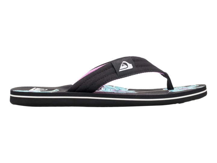 Sandalias Quiksilver negras con detalles blancos en la suela y patrones azules en la plantilla.