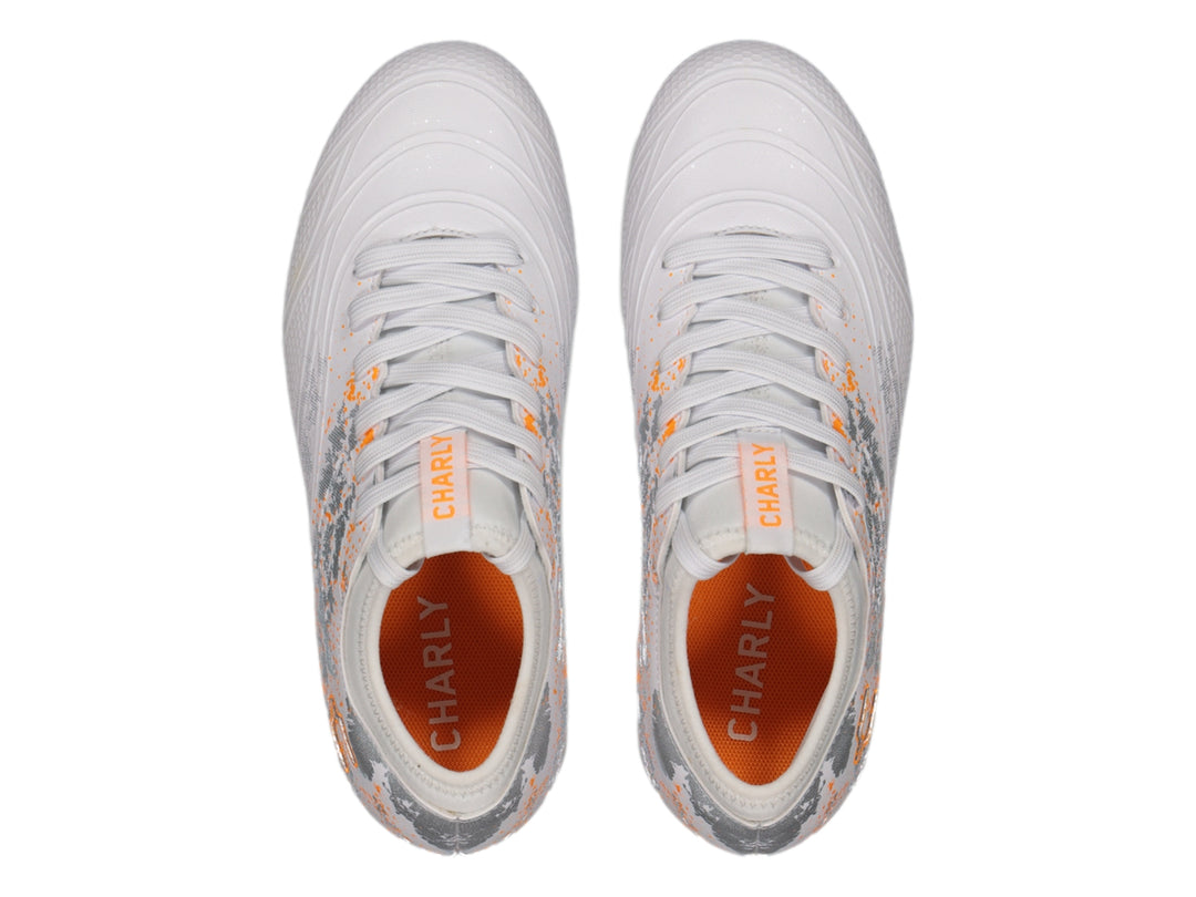 Tenis Taquetes Charly FG Pasto Blanco y Naranja para Hombre