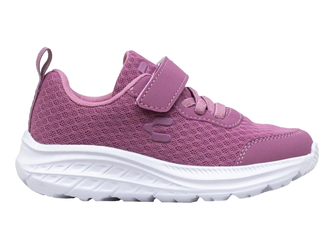 Tenis deportivos color rosa para niña con suela blanca y cierre de velcro.