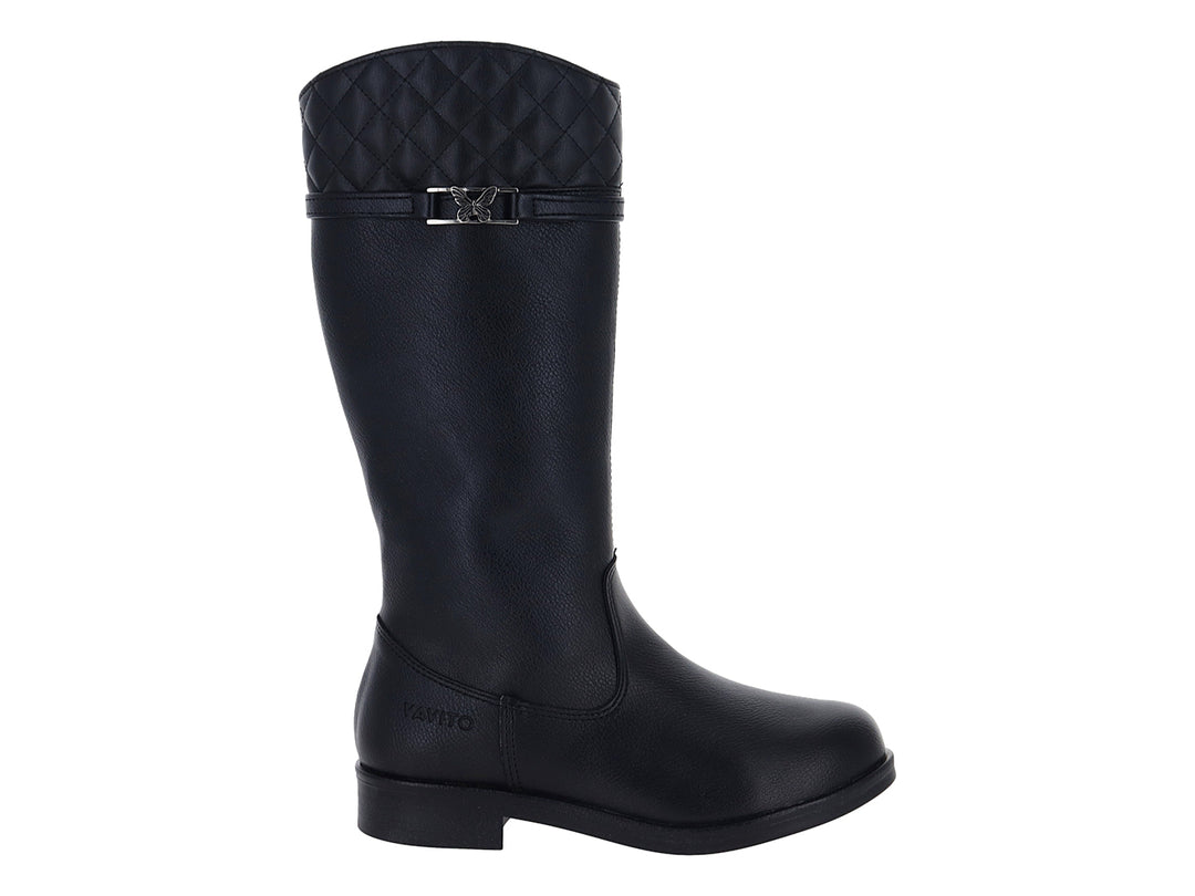 Bota alta de color negro con detalle acolchado en la parte superior y hebilla metálica.