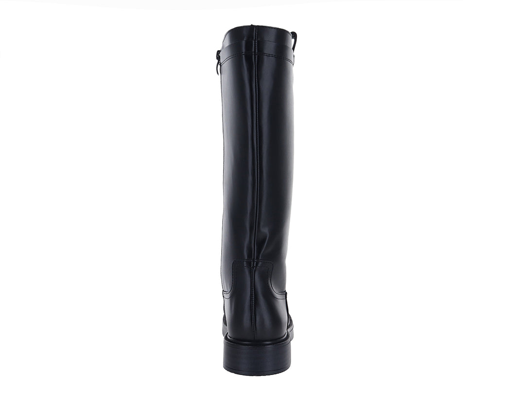 Bota de caña alta color negro con acabado liso y suela gruesa para mujer.