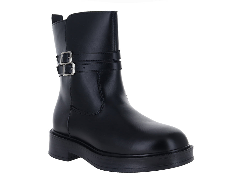 Bota negra de cuero con suela de plataforma y dos hebillas metálicas laterales.