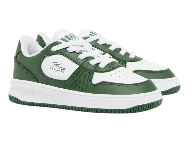 Tenis deportivos Lacoste en color verde oscuro y blanco con logotipo del cocodrilo en el lateral.