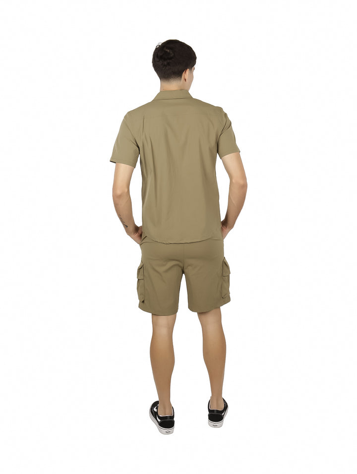 Conjunto Giovanni Gali Camisa y Short Cargo Khaki para Hombre