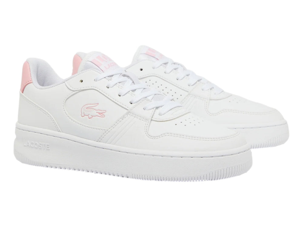 Tenis Lacoste blancos con detalles en color rosa claro y suela blanca.
