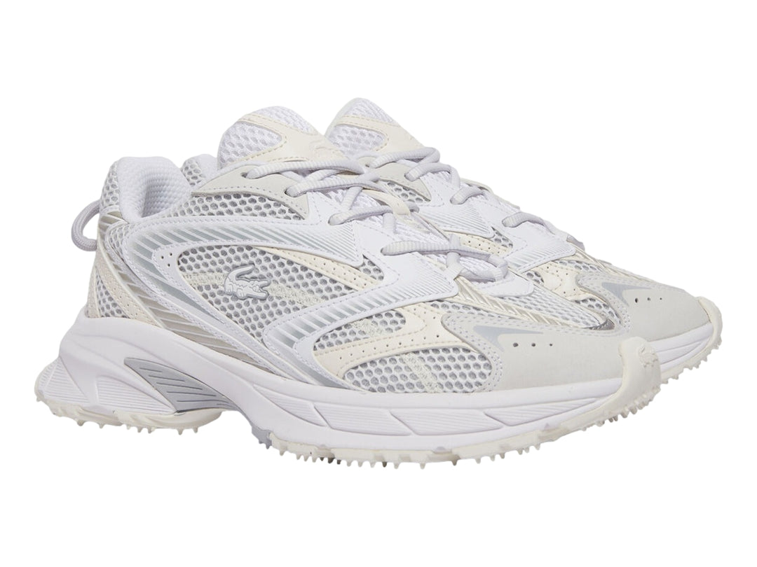 Tenis deportivos Lacoste Neo Shot en color blanco y blanco roto con diseño de malla y suela robusta.