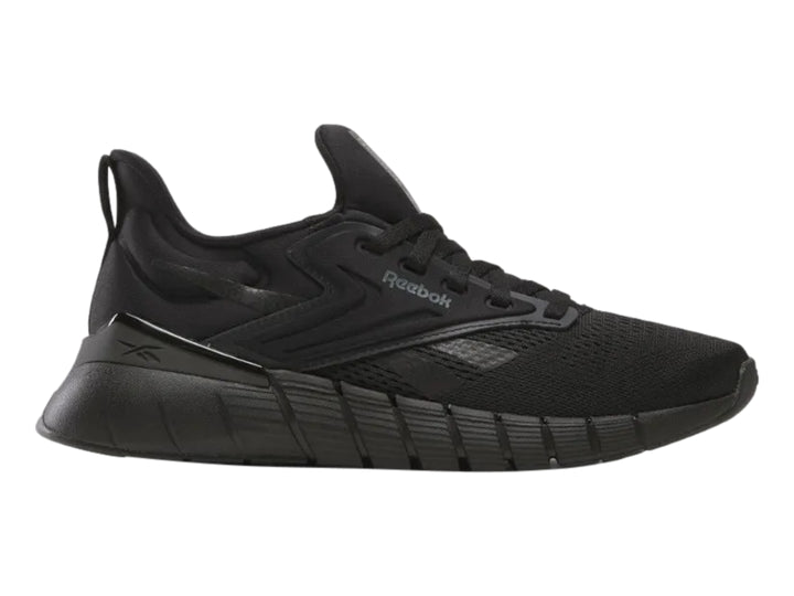 Tenis deportivos Reebok Nano Gym en color negro, vista lateral sobre fondo blanco.