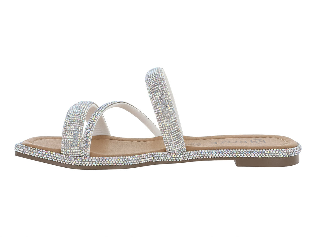 Sandalias planas color tornasol con tiras y bordes decorados con cristales brillantes.