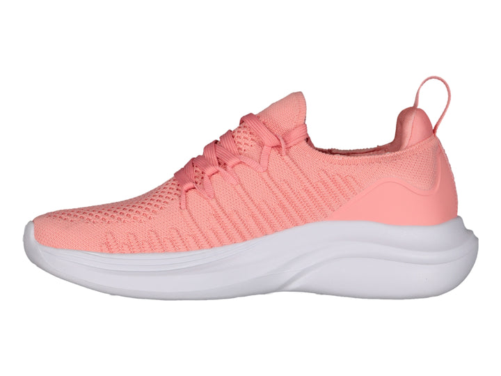 Tenis deportivos Charly color rosa con suela blanca y tejido transpirable.