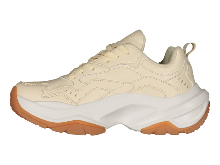 Tenis deportivos Charly color beige con suela ancha en tono café y blanco.