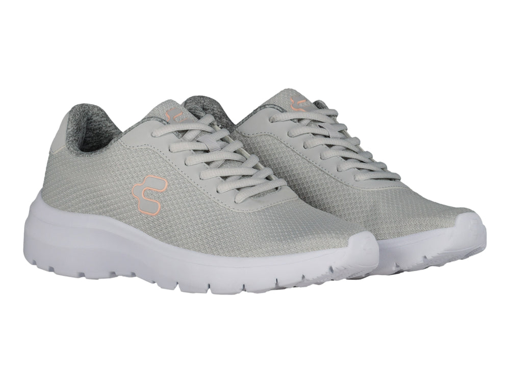 Tenis deportivos Charly color gris con suela blanca y tejido de malla.