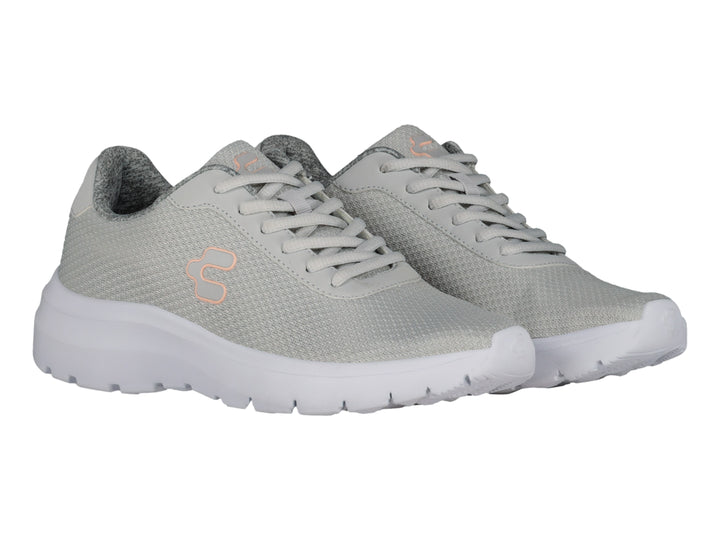 Tenis deportivos Charly color gris con suela blanca y tejido de malla.