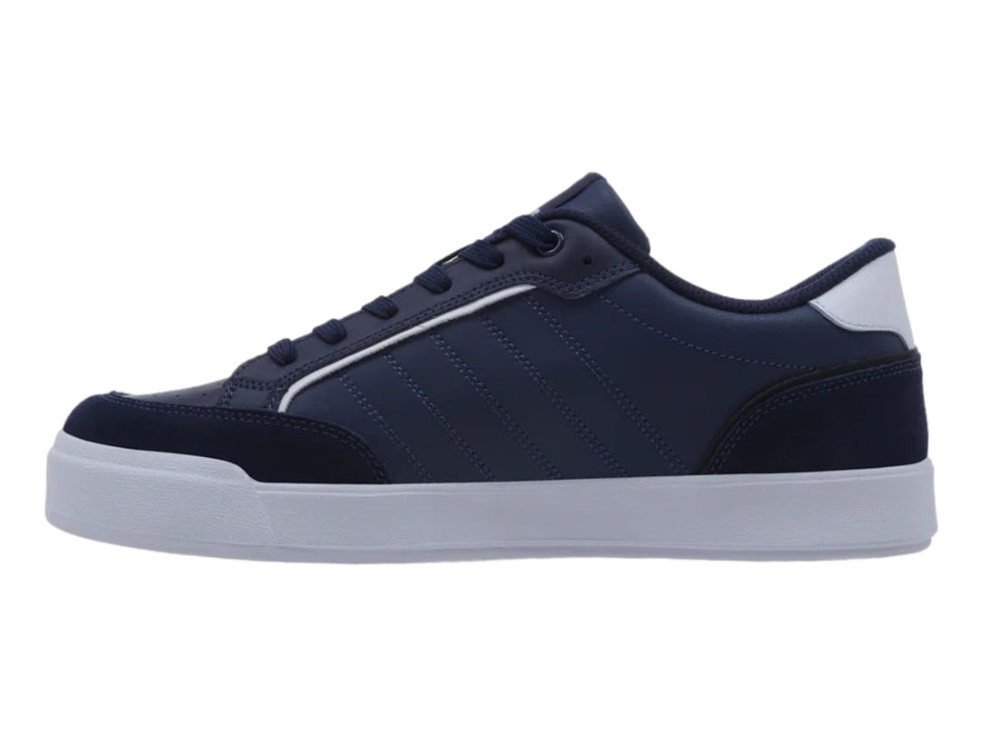 Tenis K-Swiss color azul marino con suela blanca y detalles en dorado.