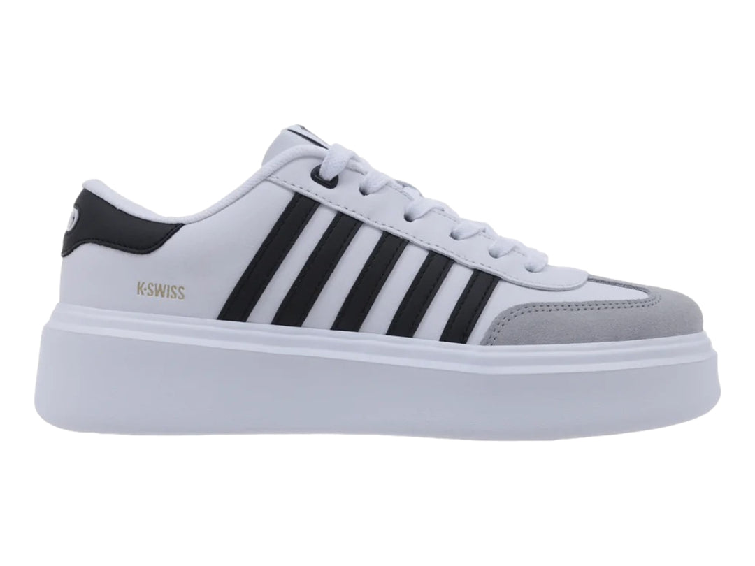Tenis K-Swiss Francis Court Platform en color blanco con franjas negras laterales y suela de plataforma blanca.