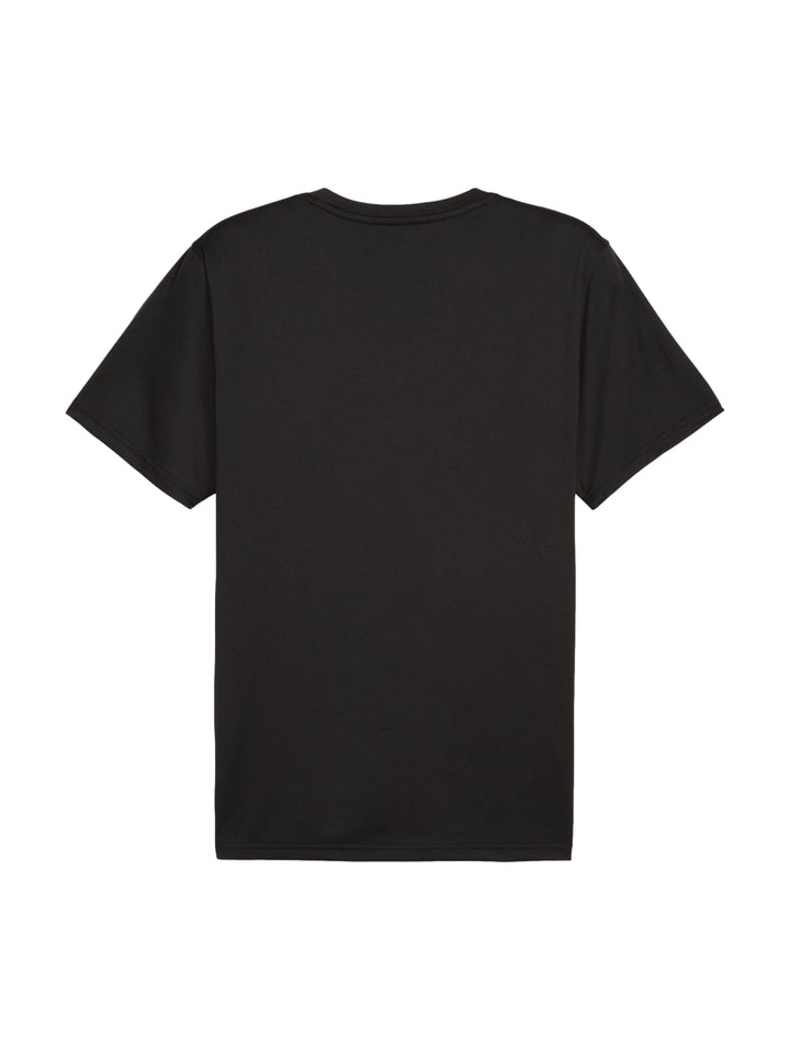Hombre vistiendo playera deportiva PUMA color negro con logotipo blanco en el pecho.