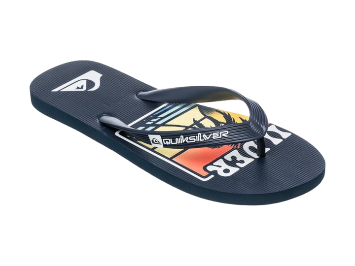 Sandalias Quiksilver color azul oscuro con correa negra y detalles blancos en la plantilla.