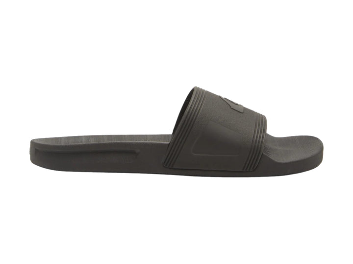 Sandalia tipo slide de color negro mate de la marca Quiksilver.