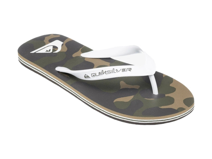 Sandalias Quiksilver color beige con tiras blancas y suela negra, estilo casual para playa.