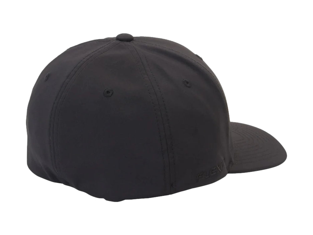 Gorra Quiksilver color negro mate con logotipo frontal en relieve del mismo color.