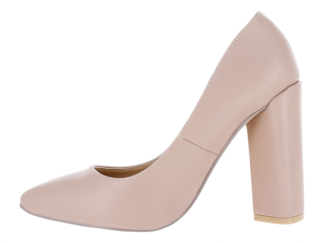 Zapato de tacón alto y grueso en color maquillaje con acabado mate y punta fina para mujer.