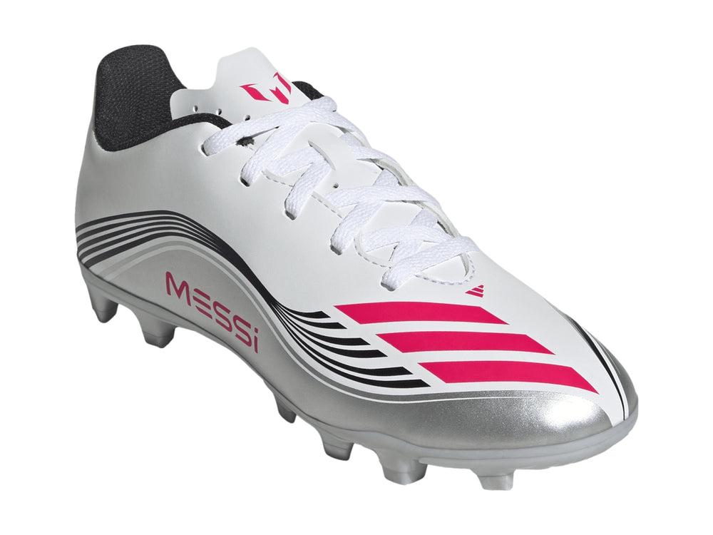 Zapato de fútbol Adidas F50 Messi Club en color blanco con detalles en plata y rojo, vista lateral.
