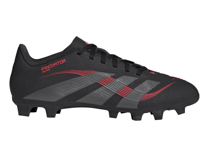 Zapato de fútbol Adidas Predator en color negro con franjas grises y detalles en rojo, vista lateral.