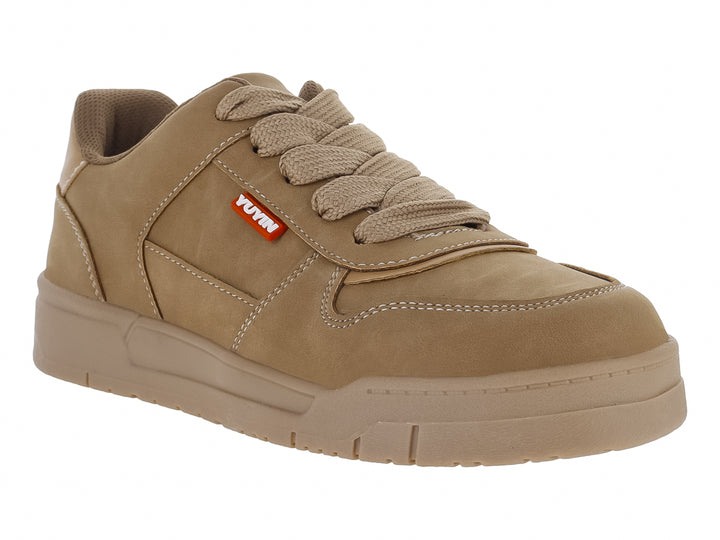 Zapato casual para niño marca YUYIN en color camel con cordones y suela ancha.