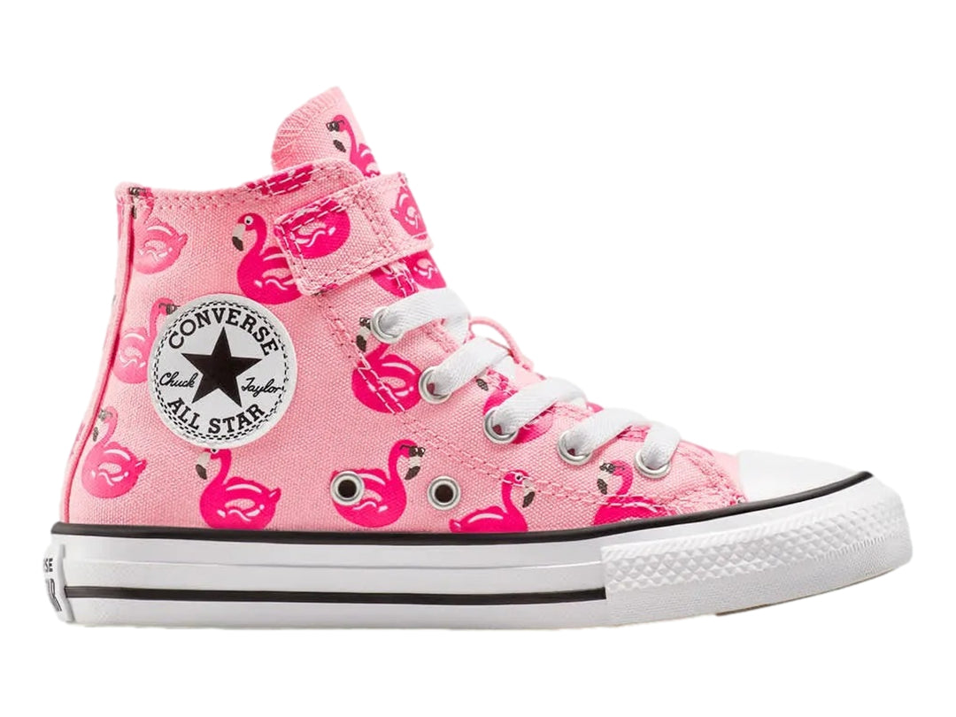 Tenis Converse Chuck Taylor All Star color rosa con estampado de flamencos y suela blanca para bebé.