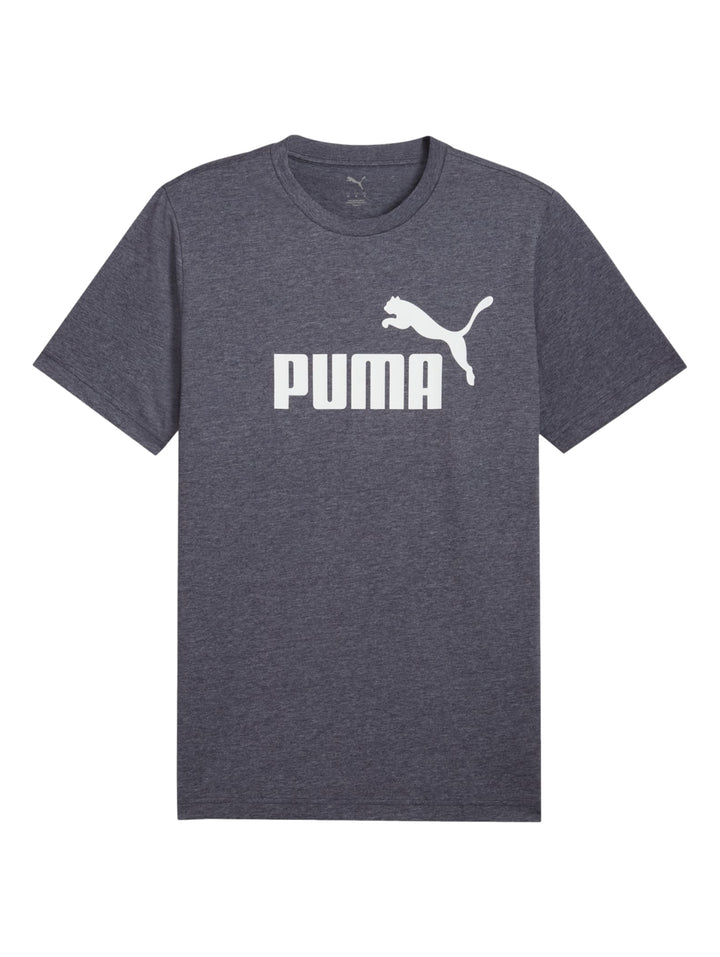 Hombre vistiendo playera PUMA color azul marino con logotipo blanco en el pecho.