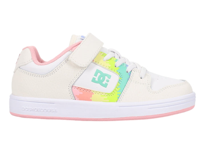 Tenis blancos DC Shoes con suela rosa, panel lateral multicolor y cierre de velcro y agujetas.