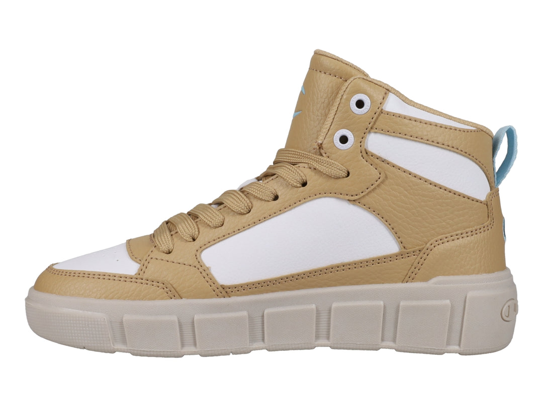 Tenis Champion de bota en color beige y blanco con suela gruesa y detalles en azul claro.