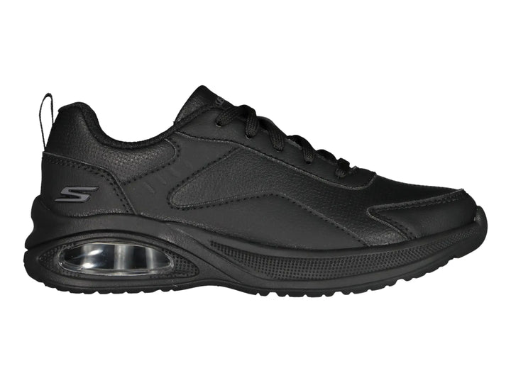 Tenis deportivos Skechers color negro con cámara de aire visible en el talón.
