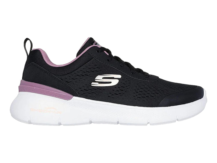 Tenis deportivos Skechers color negro con detalles en morado y suela blanca.
