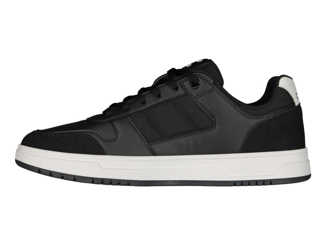 Tenis Charly modelo Skurban en color negro con suela blanca y logotipo blanco lateral.