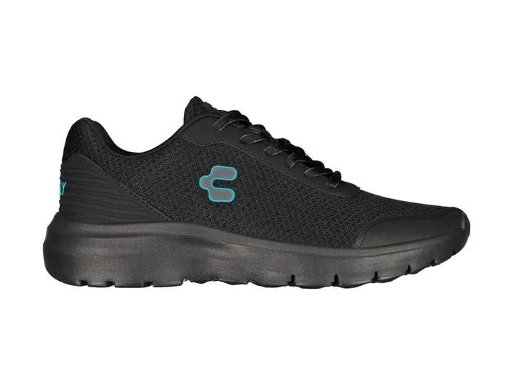 Tenis casuales Charly color negro con suela gruesa y logotipo azul claro.