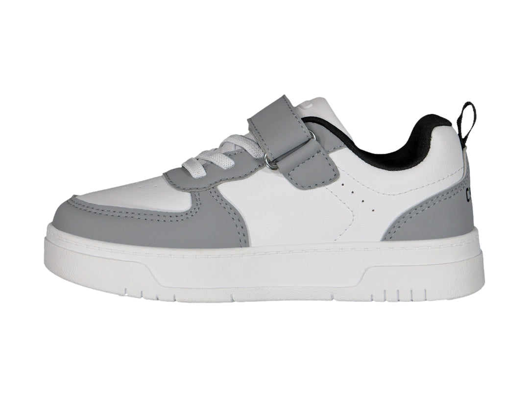 Tenis Charly color blanco y gris con correa de velcro y suela blanca.