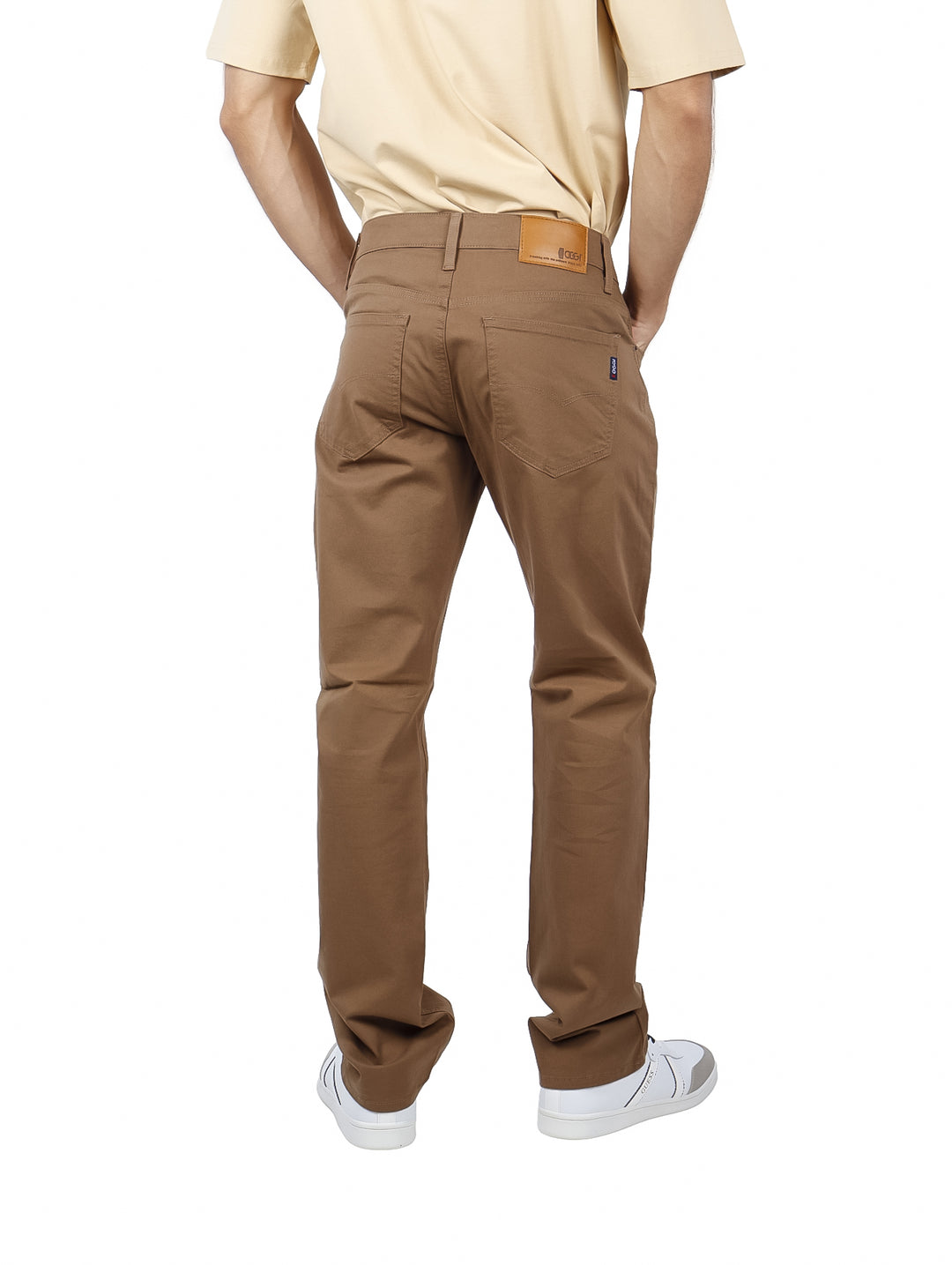 Pantalón de Gabardina OGGI Color Tabaco para Hombre
