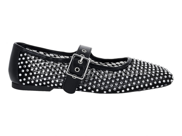 Zapato plano negro con diseño de malla, detalles brillantes y correa con hebilla plateada.