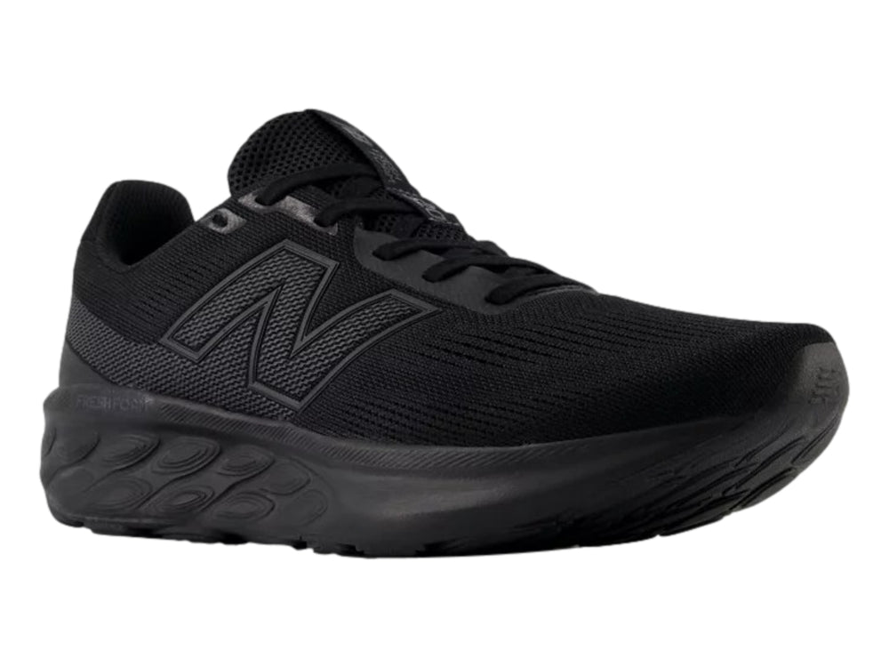 Tenis New Balance modelo 520 en color negro total, con malla transpirable y suela Fresh Foam.