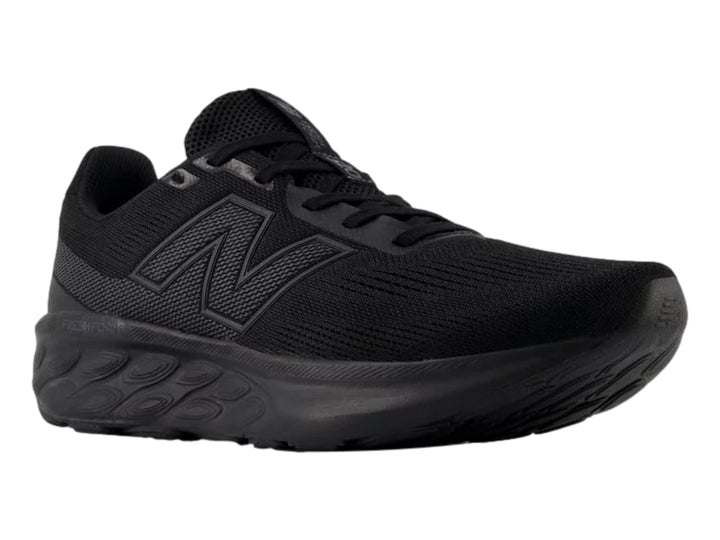 Tenis New Balance modelo 520 en color negro total, con malla transpirable y suela Fresh Foam.