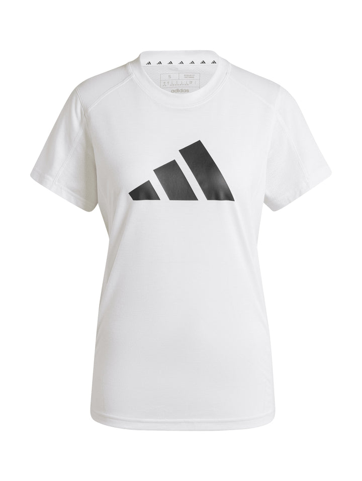 Camiseta deportiva blanca de manga corta con logo frontal de Adidas.