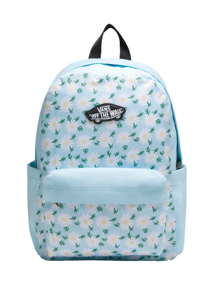 Mochila Vans color azul cristal con estampado de margaritas blancas y verdes, incluye bolsillo frontal y asa superior.