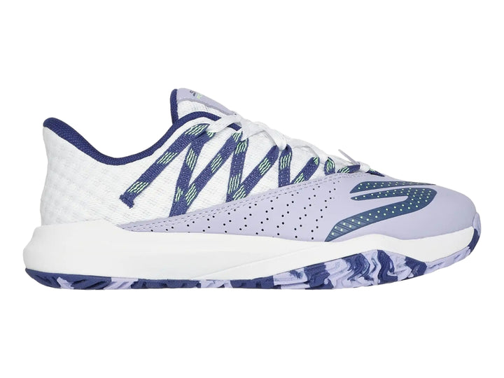 Tenis deportivos Skechers Viper Court Rally en color blanco y azul con detalles en morado claro.