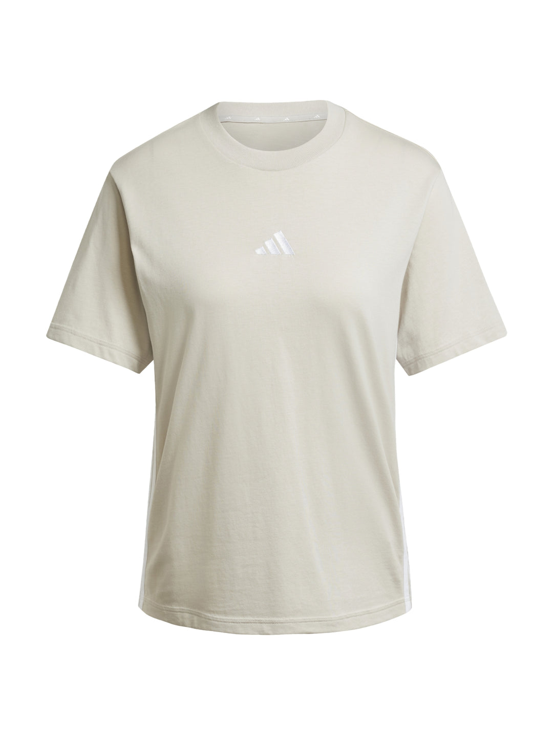 Mujer vistiendo playera Adidas color beige de manga corta y cuello redondo.