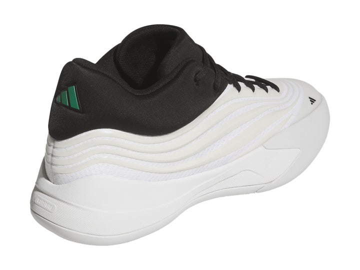 Tenis de baloncesto Adidas en color blanco con la parte superior en negro.