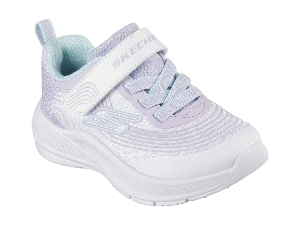 Tenis deportivos Skechers para niño en color blanco y morado claro con correa de velcro.