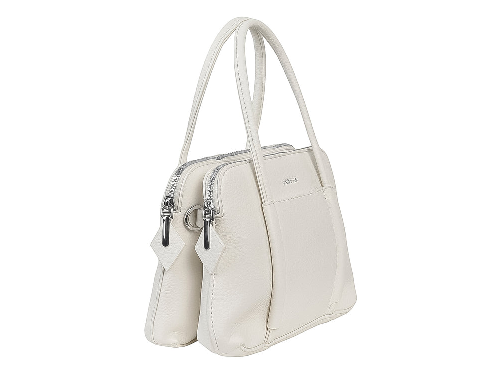 Bolso de mano color blanco marca Unibella con asas cortas y cierre superior.