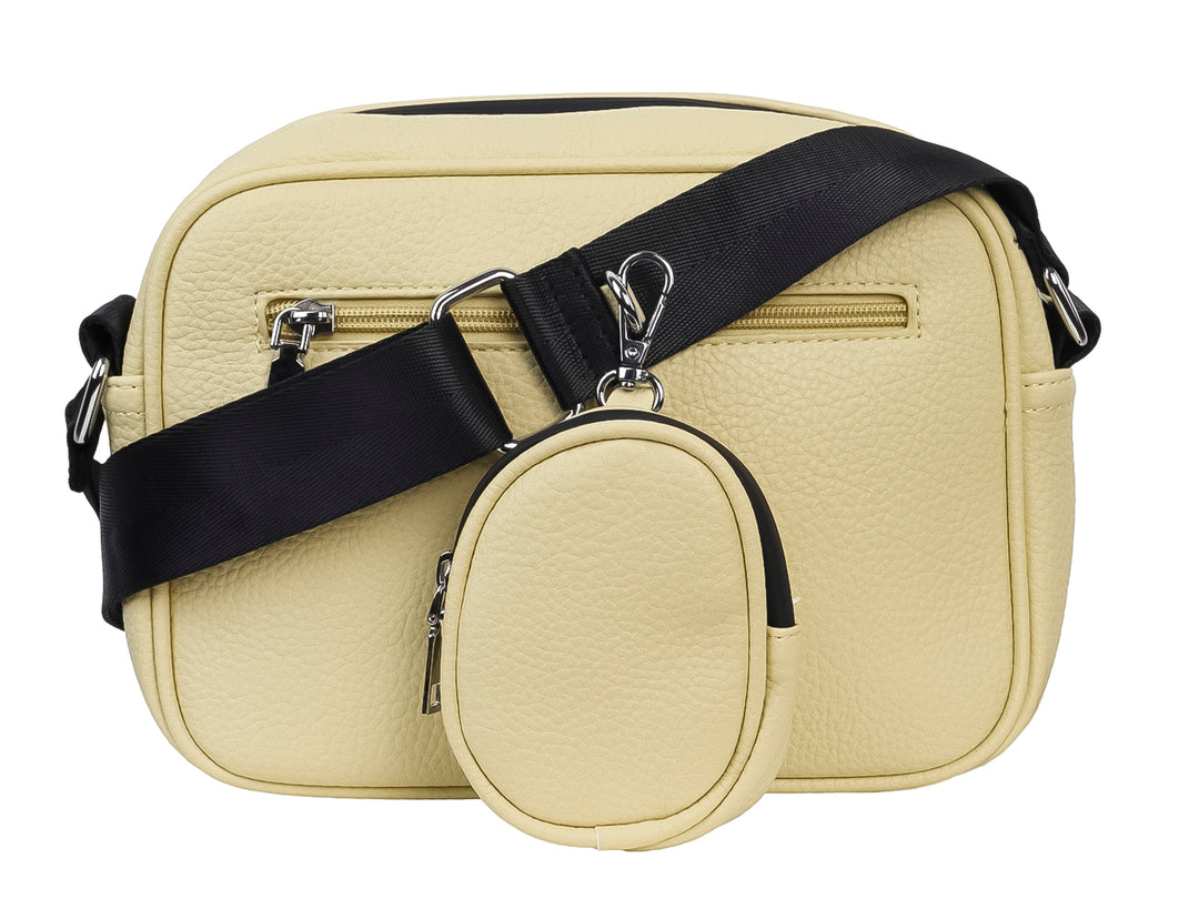 Bolso bandolera color amarillo con detalles en negro y textura rugosa de la marca Unibella.